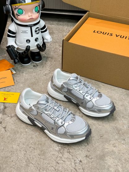 Louis Vuitton Olympia series couples' models Silver Horn King leisure sports shoes running shoes - Image 7