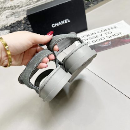 Chanel Early Spring Sandals Series Green Gray Retro Sandals Thickness 3cm - Image 7