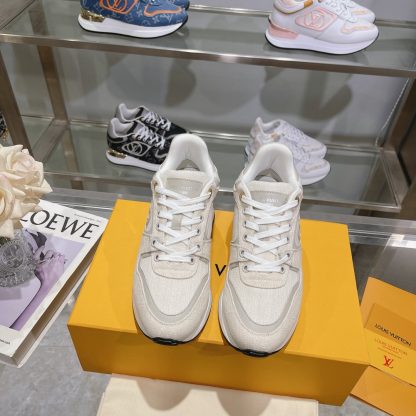 Louis Vuitton Neo Run Away sneakers - Image 8