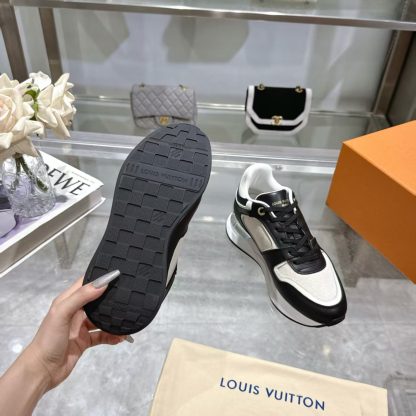 Louis Vuitton Neo Run Away sneakers - Image 8