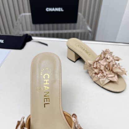 Chanel Spring/Summer Dancing Shoes Collection Slim Custom Flower Apricot Chunky Heel Sandals Heel Height 5cm - Image 7