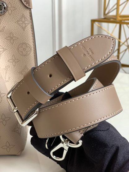 Louis Vuitton Vert LagonMuria Bucket Bag - Image 7
