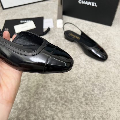 Chanel Spring and Summer Dance Shoes Series New Black Glossy Retro Sandals - Image 7