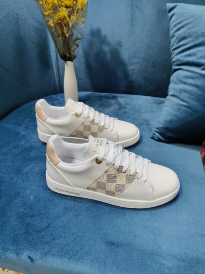 Louis Vuitton Time Out sneakers - Image 8