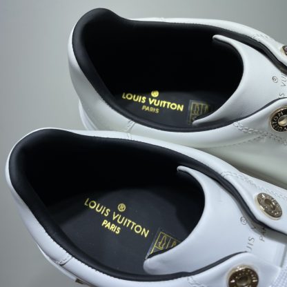 Louis Vuitton low-top new casual couple shoes - Image 8