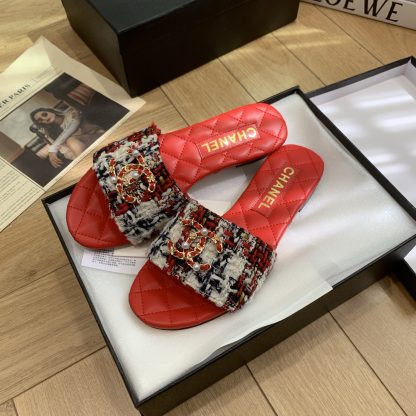 Chanel Spring and Summer New Red Goddess Elegant Flat Sandals - Image 7