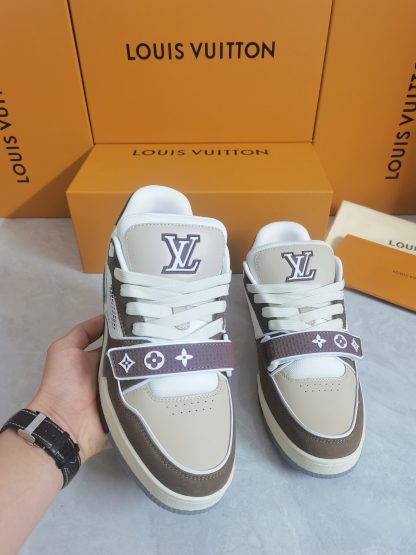 Louis Vuitton Couple's Trainer Sneakers - Image 7