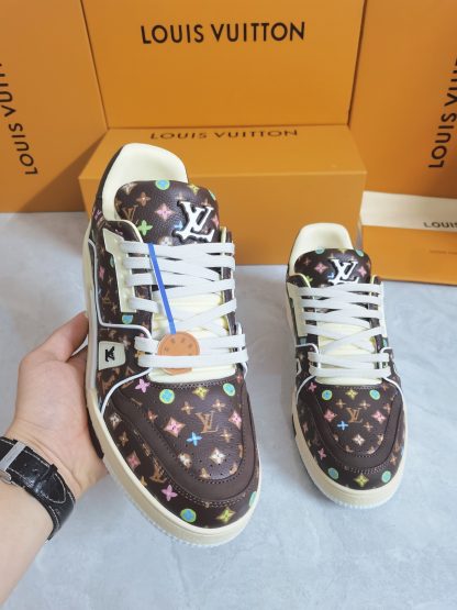 Louis Vuitton Couple's Trainer Sneakers - Image 6