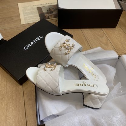 Chanel's new spring and summer white featured ladylike temperament durable thick heel sandals heel height 4.5cm - Image 7