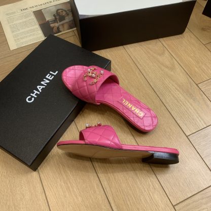 Chanel's new spring and summer pink style flat sandals with ladylike temperament - Image 7