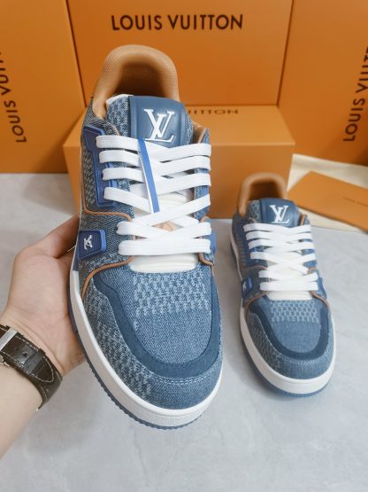 Louis Vuitton Couple's Trainer Sneakers - Image 7