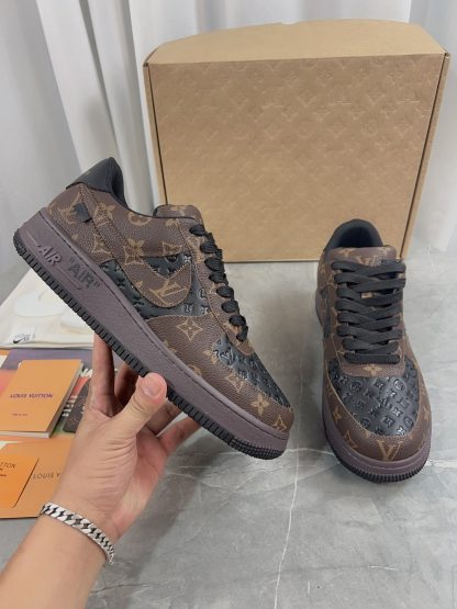 Louis Vuitton couple's co-branded sports shoes - Image 7