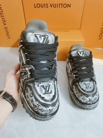 Louis Vuitton washed popular men's sports shoes - Image 7