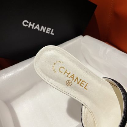 Chanel white new bow thick heel sandals heel height 4.5cm - Image 7