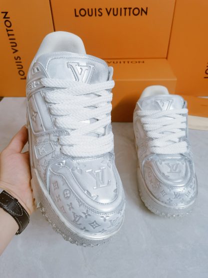 Louis Vuitton washed popular men's sports shoes - Image 7