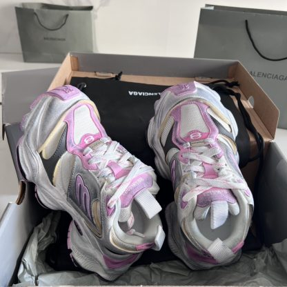 Balenciaga CARGO 23ss catwalk sneakers - Image 7