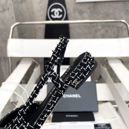 Chanel Fashion Classic Mixed Sheepskin Black and White Flat Sandals - Image 7