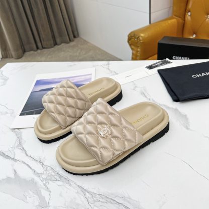 Chanel Couple's High-end Fashionable Apricot Sandals - Image 7