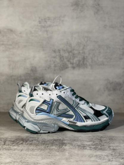Balenciaga trendy fashionable sneakers - Image 7