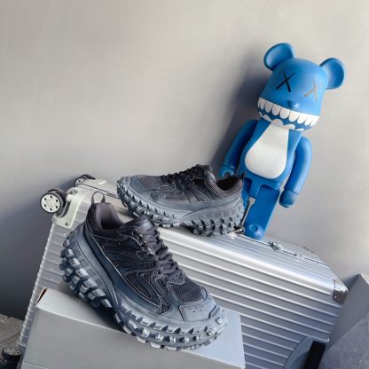 Balenciaga tire-soled retro casual sneakers - Image 7