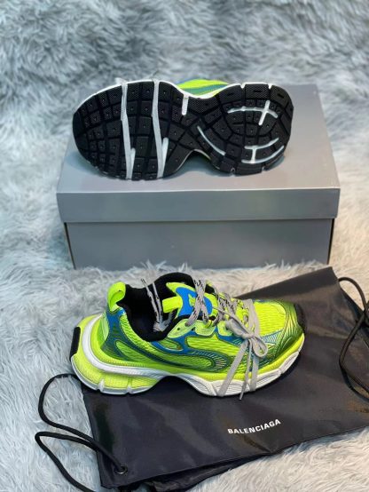 Balenciaga stylish sneakers - Image 7