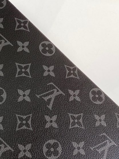 Louis Vuitton POCHETTE VOYAGE Medium Handbag - Image 7