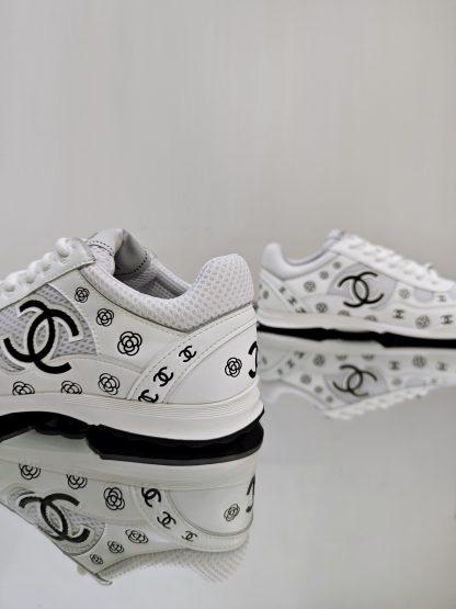 Chanel unisex white and black diamond-patterned breathable mesh casual shoes - Image 7
