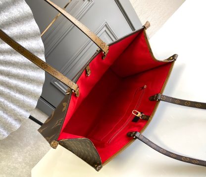 Louis Vuitton ONTHEGO Handbag - Image 7