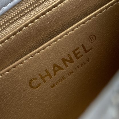 Chanel handbag with metal round ball chunky chain handle bag - Image 7