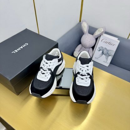 Chanel men's and women's couple's black and white classic breathable casual dad shoes - Image 7