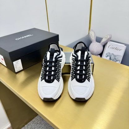 Chanel men's and women's couple's white and black classic sports fashion casual dad shoes - Image 7