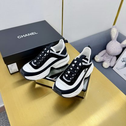 Chanel men's and women's couple's black and white classic sports fashion casual dad shoes - Image 7