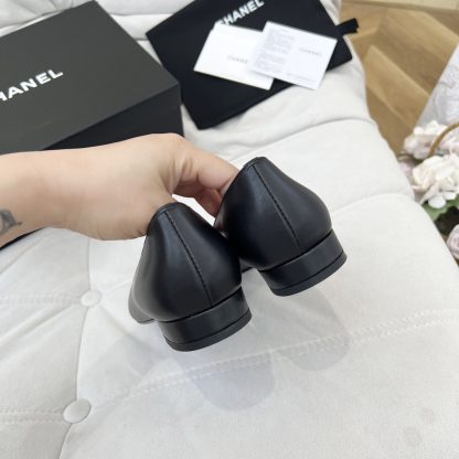Chanel autumn and winter new small round head black retro loafers - Image 7