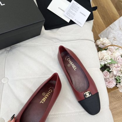 Chanel autumn and winter new small round head red retro loafers - Image 7