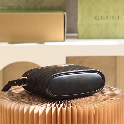 Gucci Marmont Exquisite Cute Shoulder Bag - Image 7