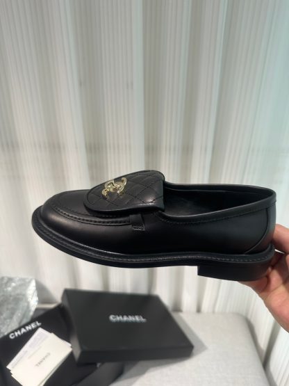 Chanel early spring new black temperament loafers - Image 7