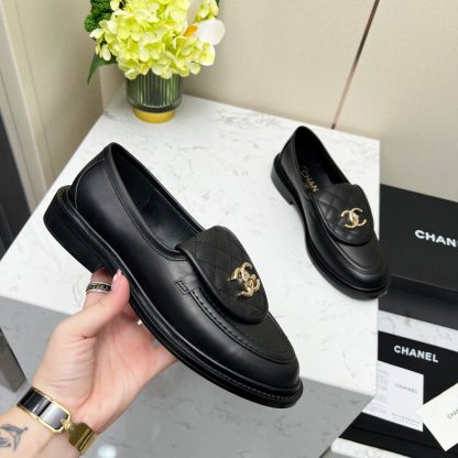 Chanel early spring black matte new temperament loafers - Image 7
