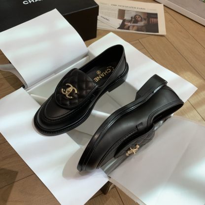 Chanel black early spring new elegant loafers - Image 7