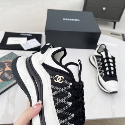 Chanel Spring and Autumn Super Durable White and Black Casual Shoes - Image 7