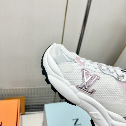 Louis Vuitton Run 55 sneakers - Image 7