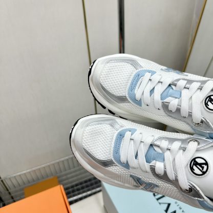 Louis Vuitton Run 55 sneakers - Image 7