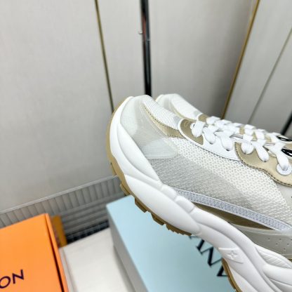 Louis Vuitton Run 55 sneakers - Image 7