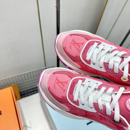 Louis Vuitton Run 55 sneakers - Image 7