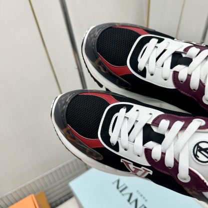 Louis Vuitton Run 55 sneakers - Image 6