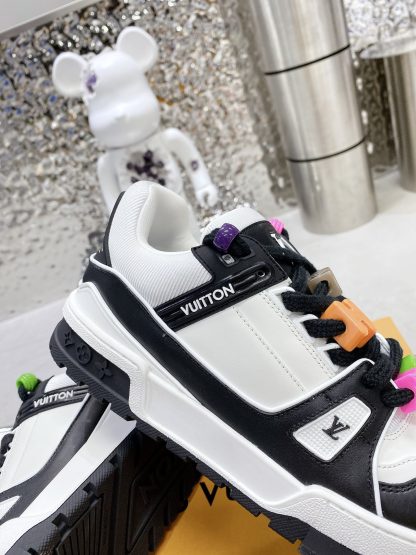 Louis Vuitton Trainer DIY Buckle Sneakers - Image 7
