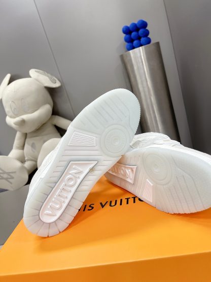Louis Vuitton Limited Edition Retro Basketball Sneakers - Image 7