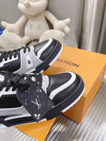 Louis Vuitton Limited Edition Retro Basketball Sneakers - Image 7