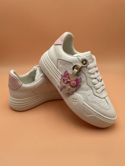 Louis Vuitton casual all-match sneakers - Image 6