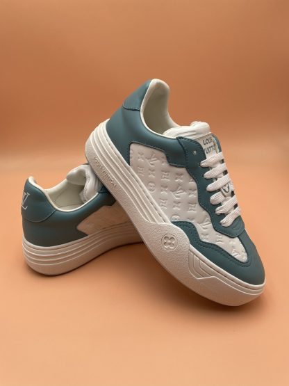 Louis Vuitton casual all-match sneakers - Image 7