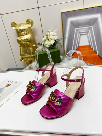 Gucci's new spring and summer rhinestone buckle round-toe thick-heeled sandals - Image 7
